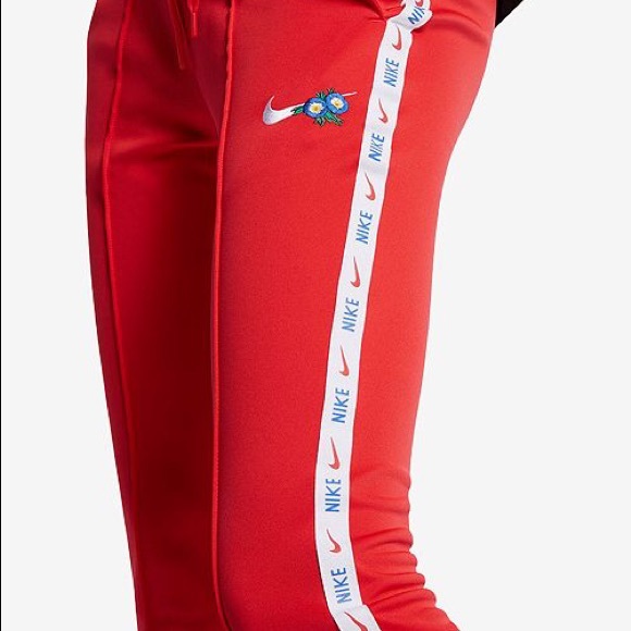 SOLD!! 😁 Nike ultra femme tropical theme track pants! Size Large - Picture 14 of 14